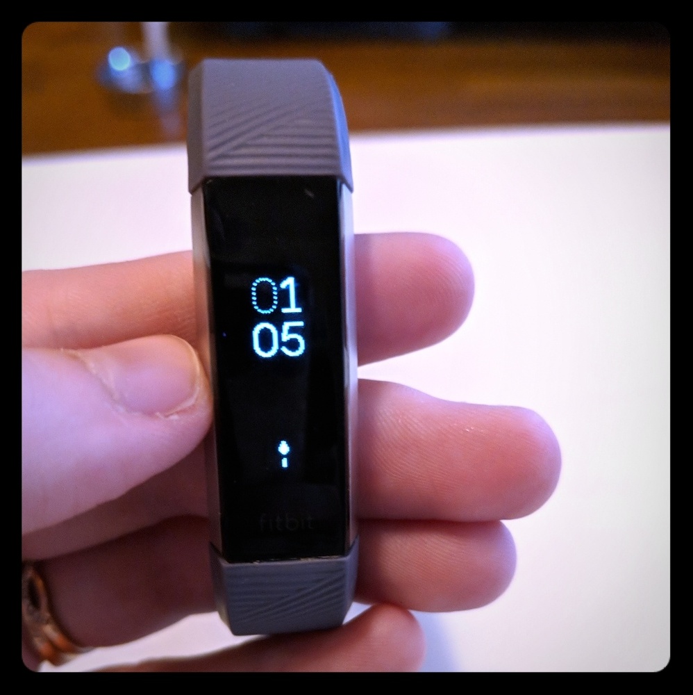 Like New Fitbit Alta HR
